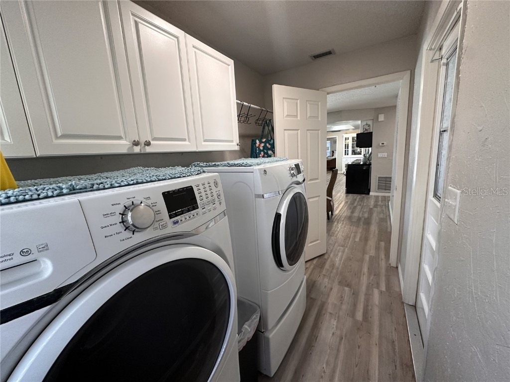 914 Plum Tree Lane Sarasota FL 34243 TB8443581 image60