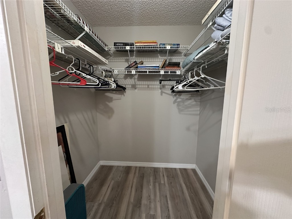 914 Plum Tree Lane Sarasota FL 34243 TB8443581 image78