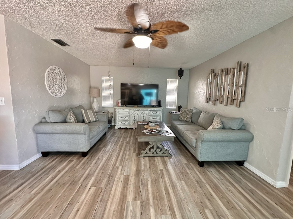 914 Plum Tree Lane Sarasota FL 34243 TB8443581 image88