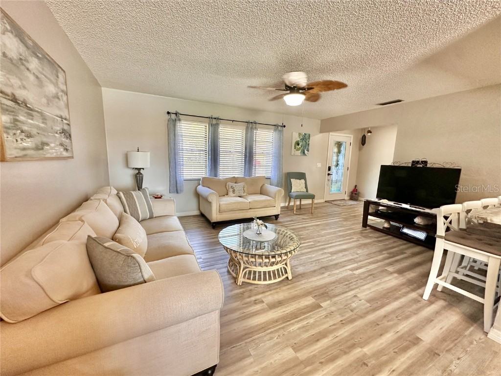 914 Plum Tree Lane Sarasota FL 34243 TB8443581 image94