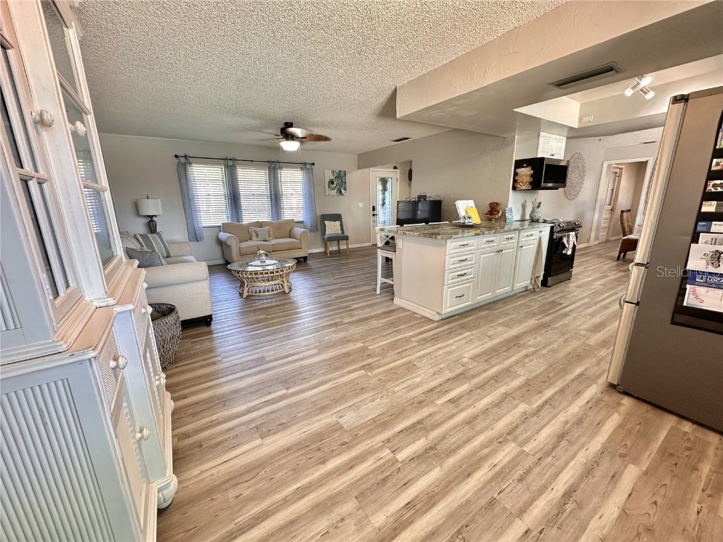 914 Plum Tree Lane Sarasota FL 34243 TB8443581 image97