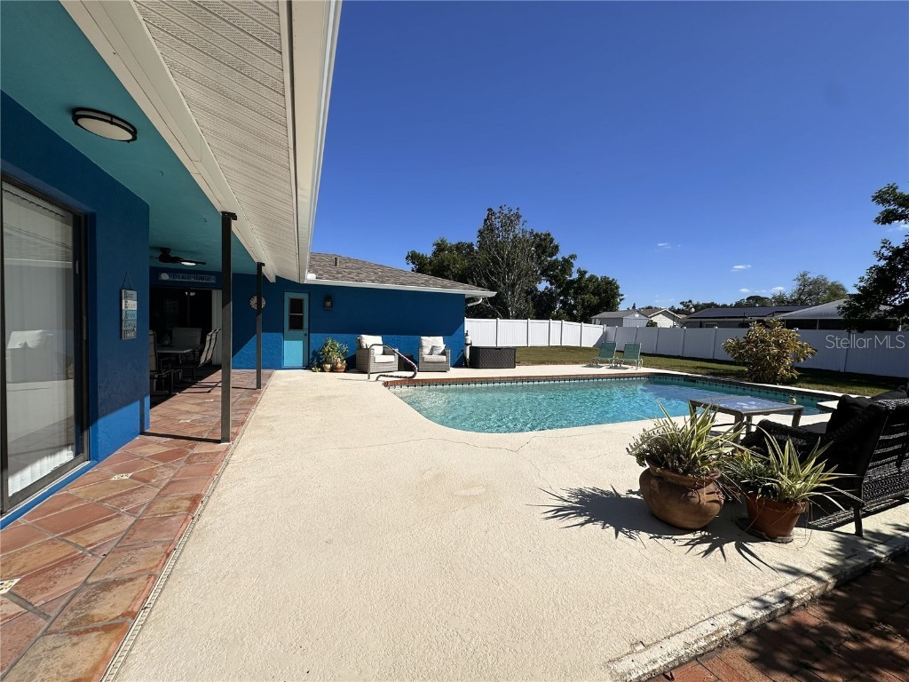 914 Plum Tree Lane Sarasota FL 34243 TB8443581 image99