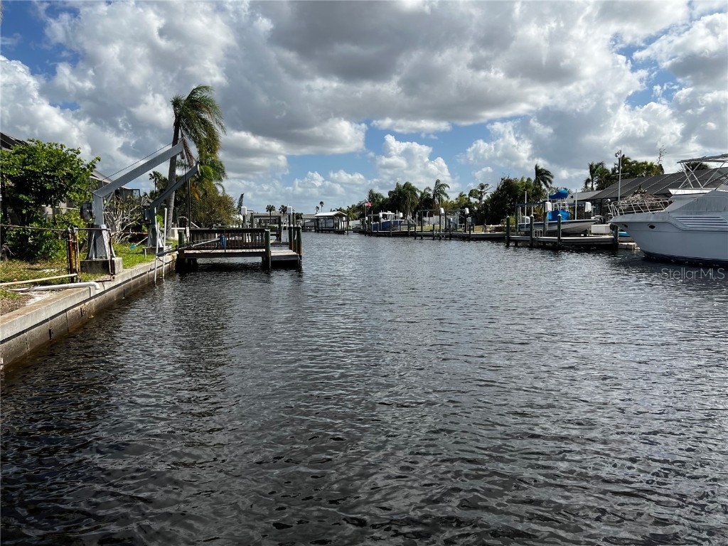 914 Sago Palm Way Apollo Beach FL 33572 TB8330773 image1