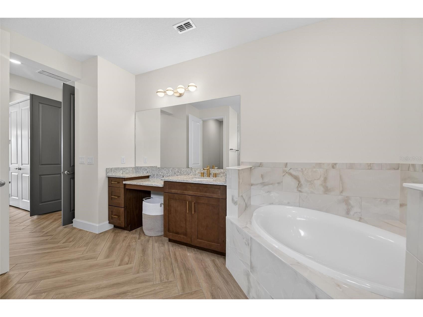 914 Signet Drive Apollo Beach FL 33572 TB8487307 image33