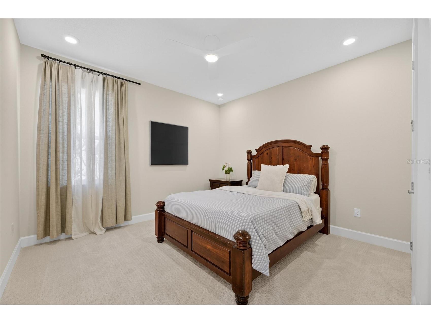 914 Signet Drive Apollo Beach FL 33572 TB8487307 image37