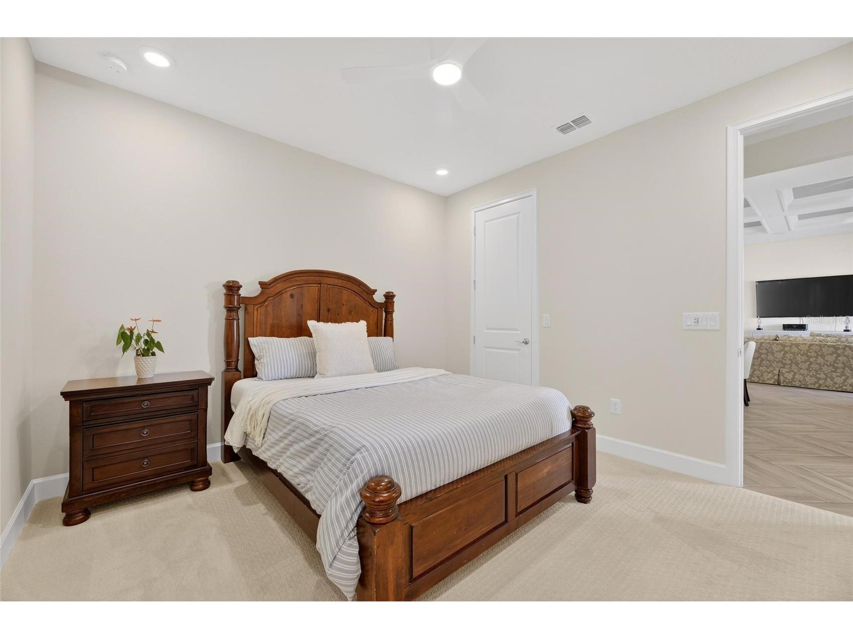 914 Signet Drive Apollo Beach FL 33572 TB8487307 image38