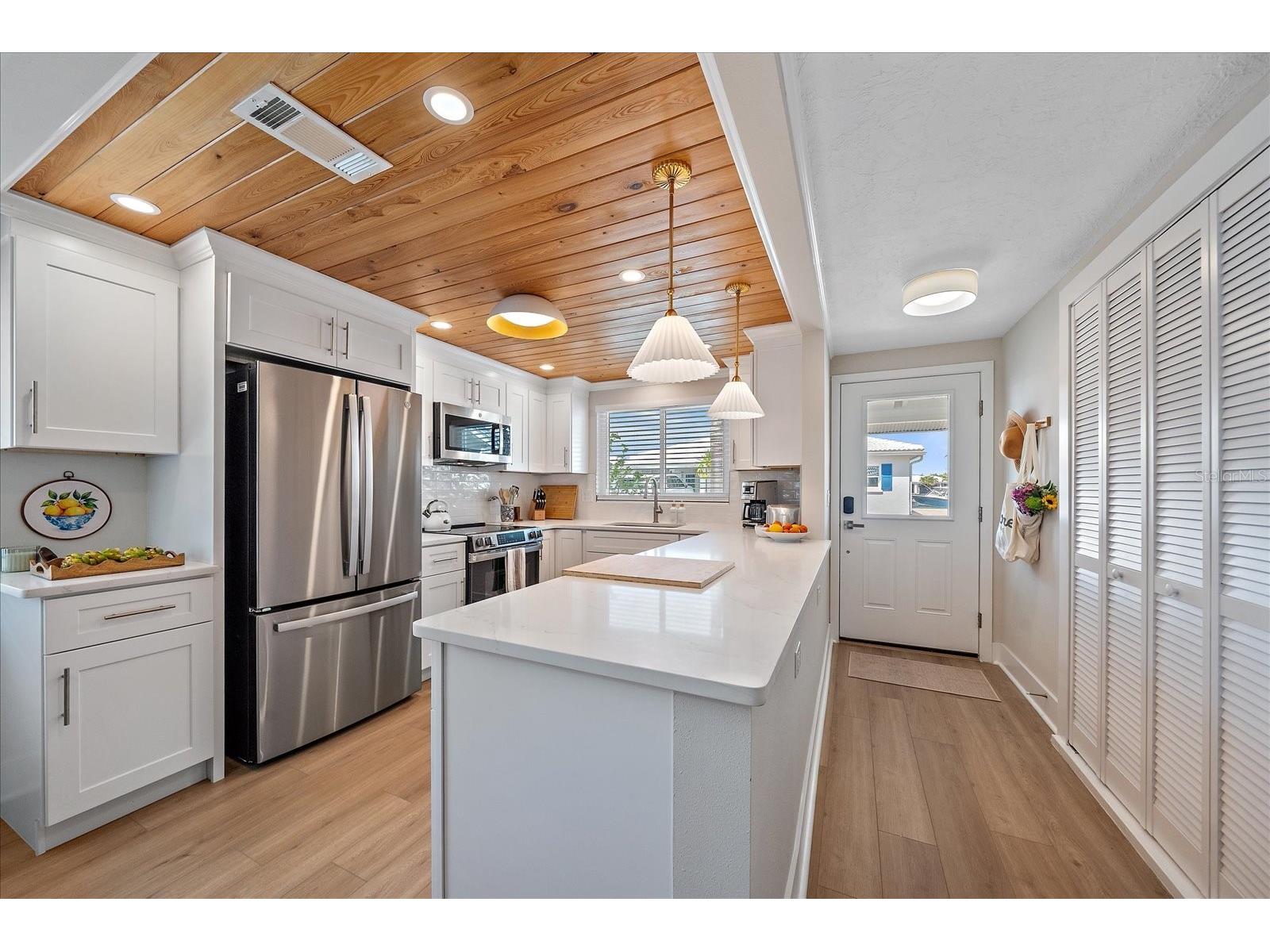 914 Spanish Drive S #76 Longboat Key FL 34228 A4687894 image12