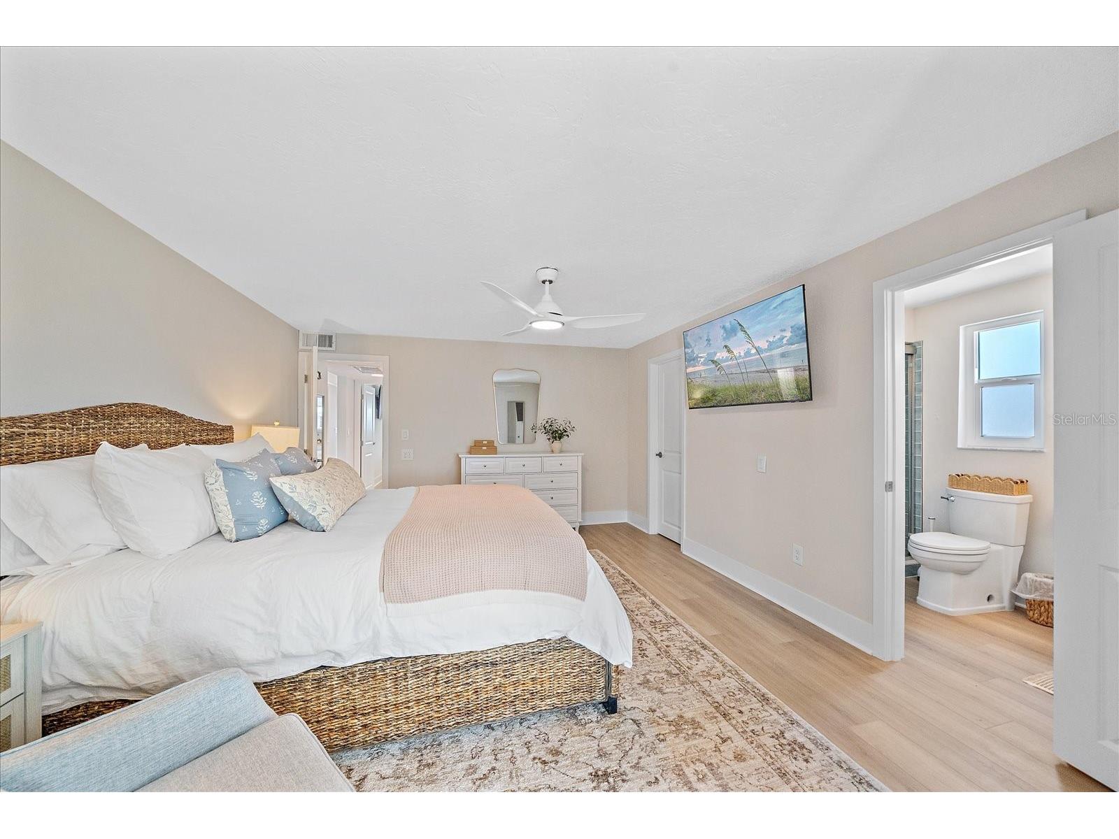 914 Spanish Drive S #76 Longboat Key FL 34228 A4687894 image15