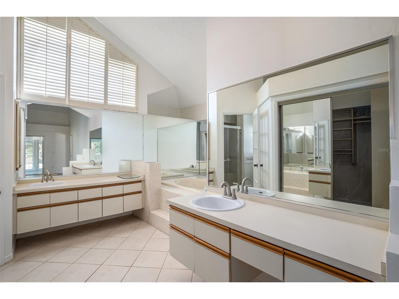 914 Stratford Manor Drive Brandon FL 33510 TB8478526 image4