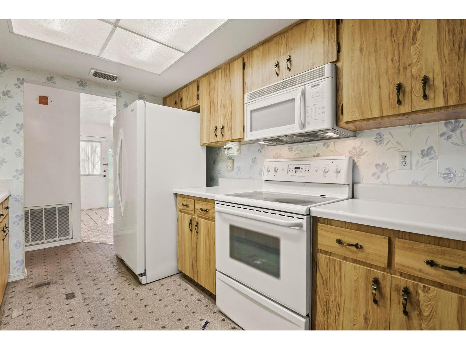 914 Sun Key Court Sun City Center FL 33573 O6410227 image14
