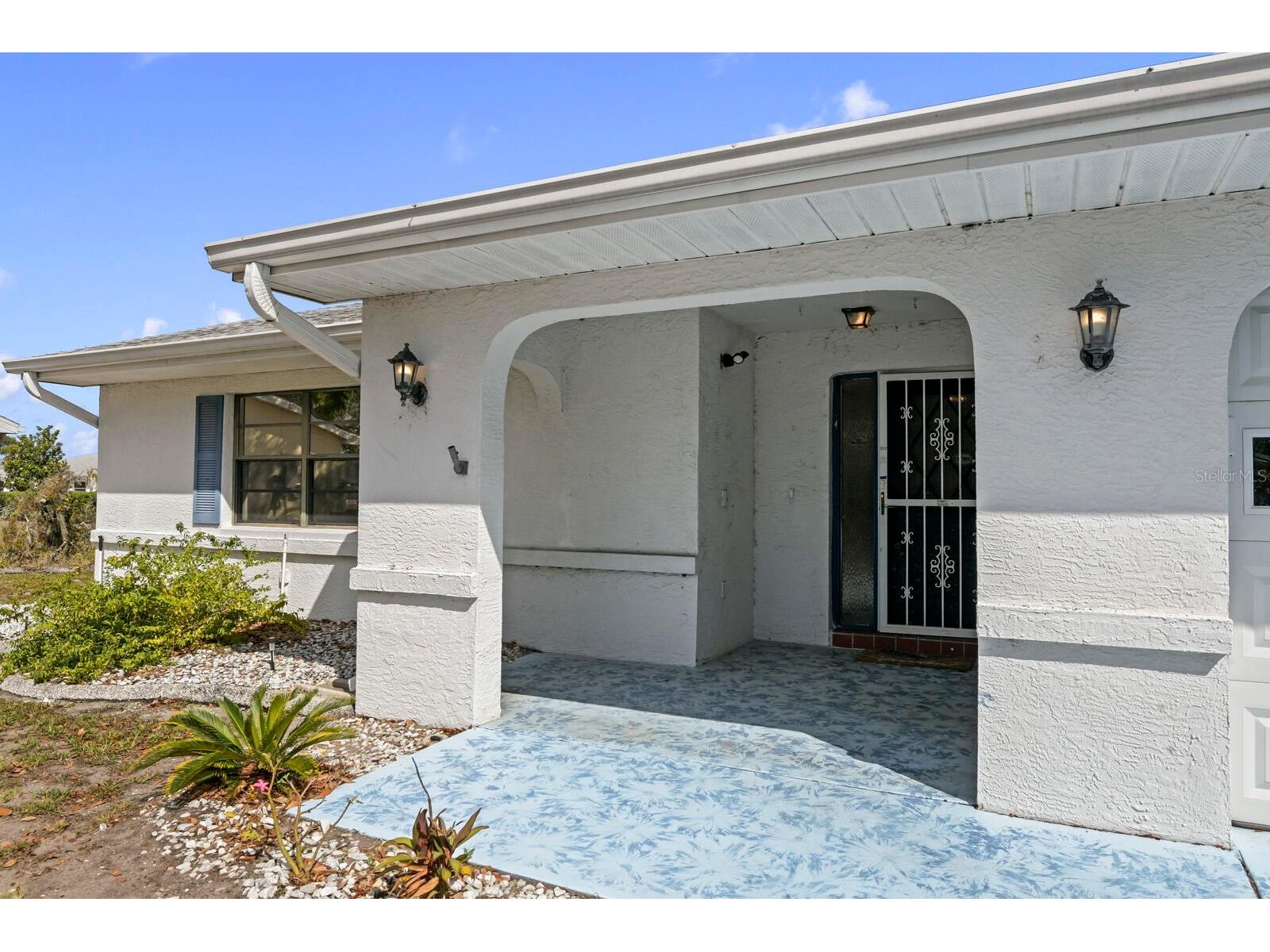 914 Sun Key Court Sun City Center FL 33573 O6410227 image3