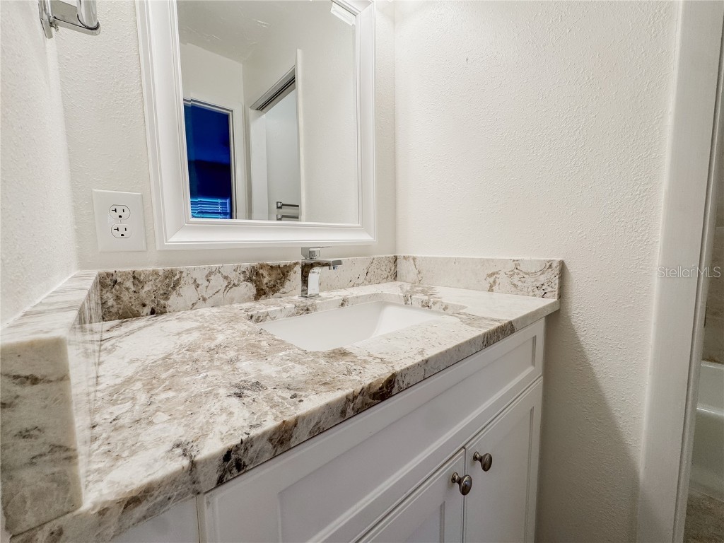 914 W Faith Circle Bradenton FL 34212 - MANATEE RIVER A4674854 image24