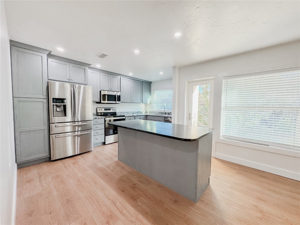 914 W Faith Circle Bradenton FL 34212 - MANATEE RIVER A4674854 image5