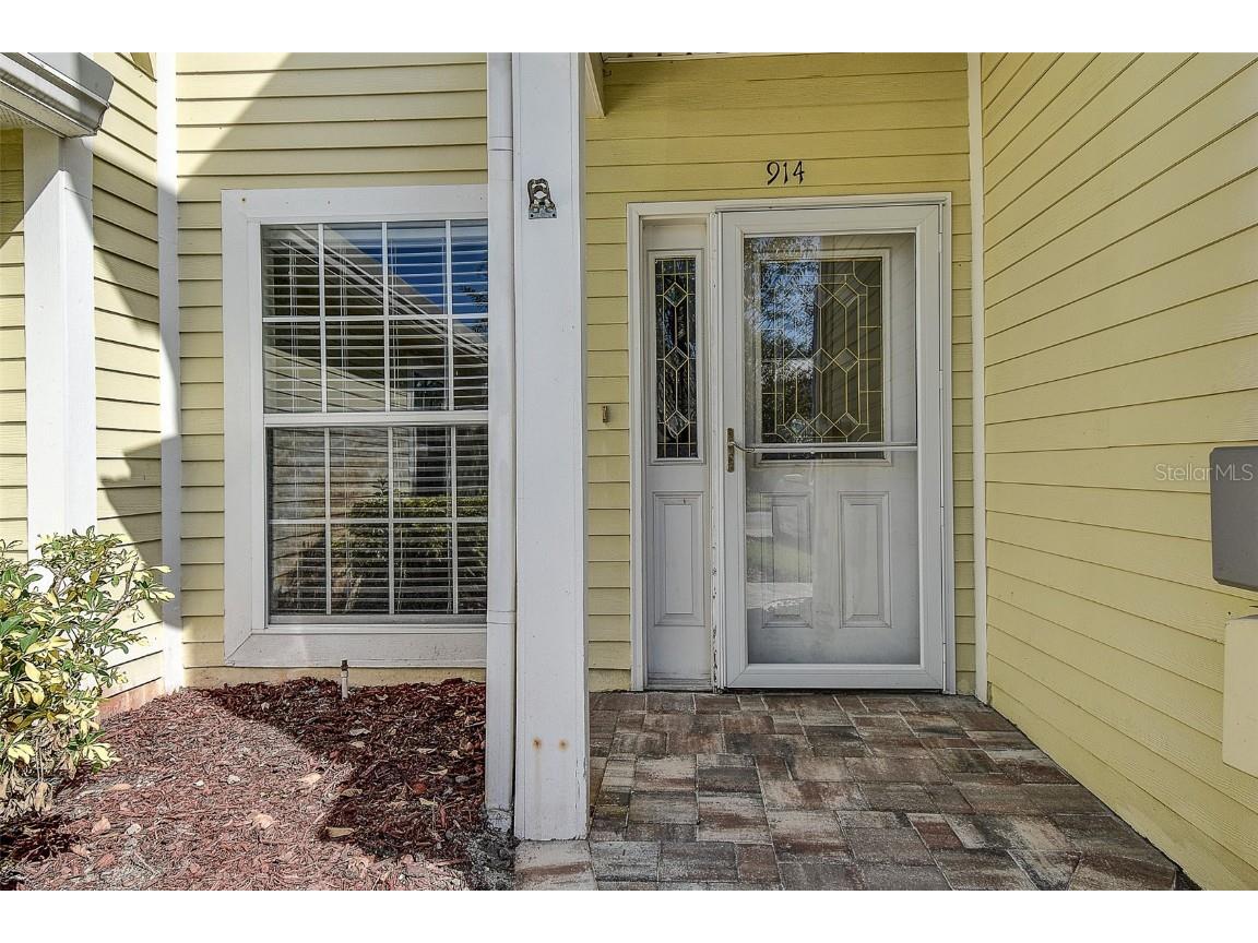 914 Woodbridge Court Safety Harbor FL 34695 TB8440457 image4