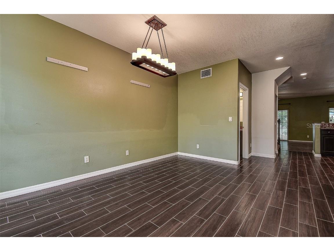 914 Woodbridge Court Safety Harbor FL 34695 TB8440457 image5