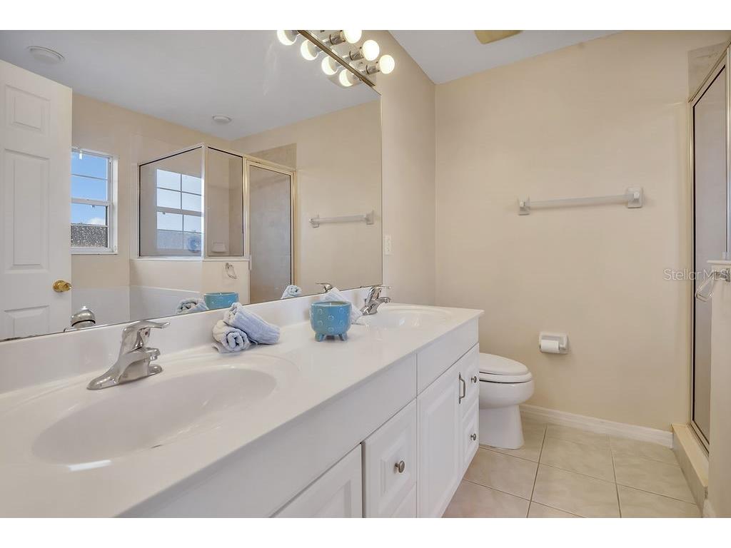 9141 Camden Gardens Street Orlando FL 32827 TB8435138 image22