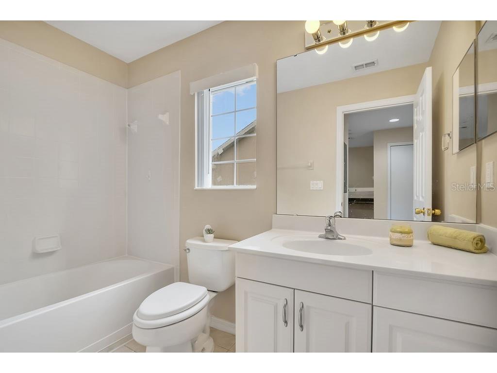 9141 Camden Gardens Street Orlando FL 32827 TB8435138 image25