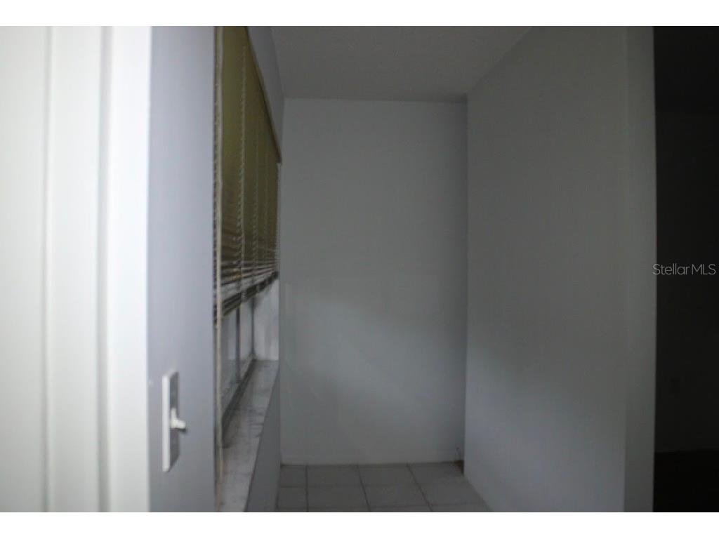 9141 Sunrise Lakes Boulevard #219 Sunrise FL 33322 O6376578 image2