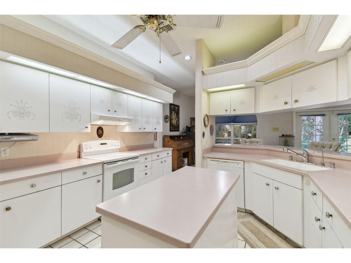 9142 16th Avenue Circle NW Bradenton FL 34209 A4639406 image11