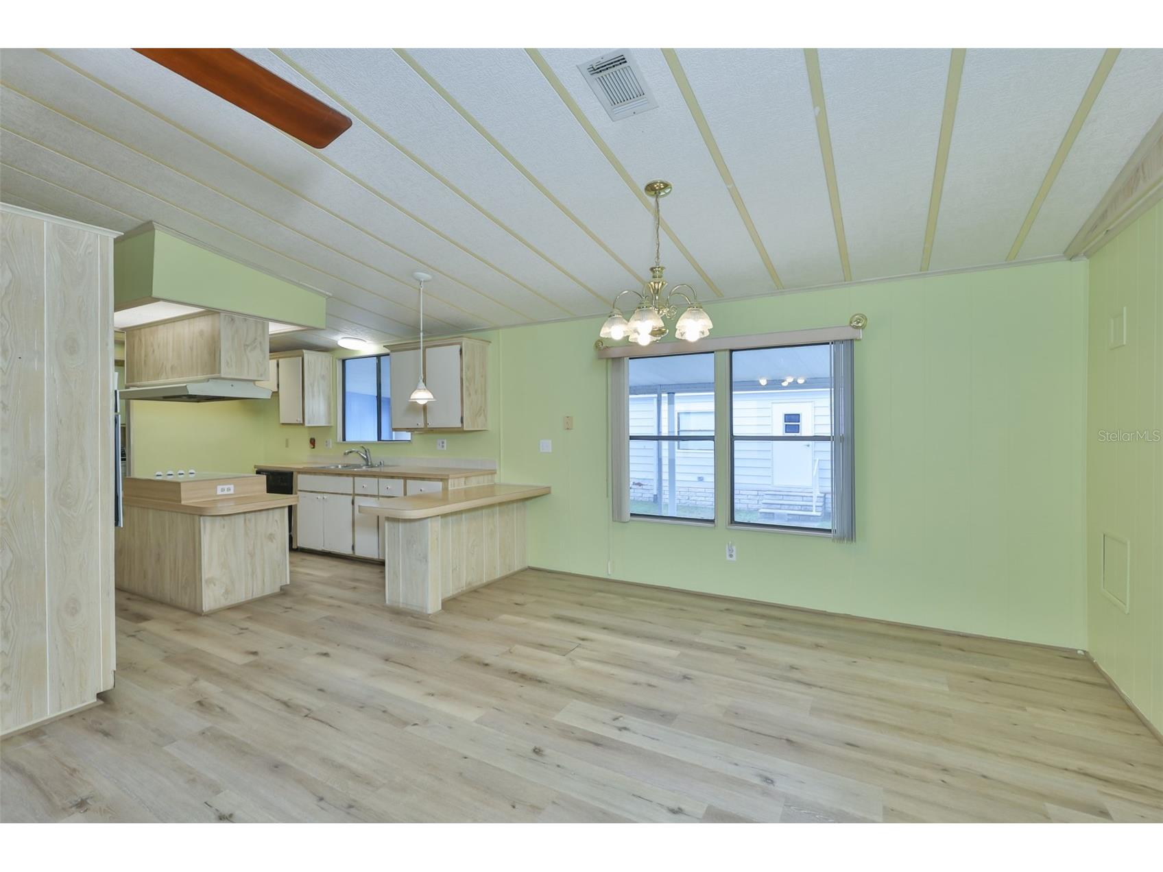9143 Otter Pass Tampa FL 33626 TB8506432 image10