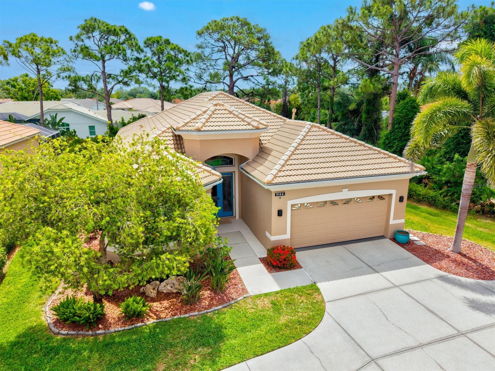 9144 Willow Brook Drive Sarasota FL 34238 A4695699 image1