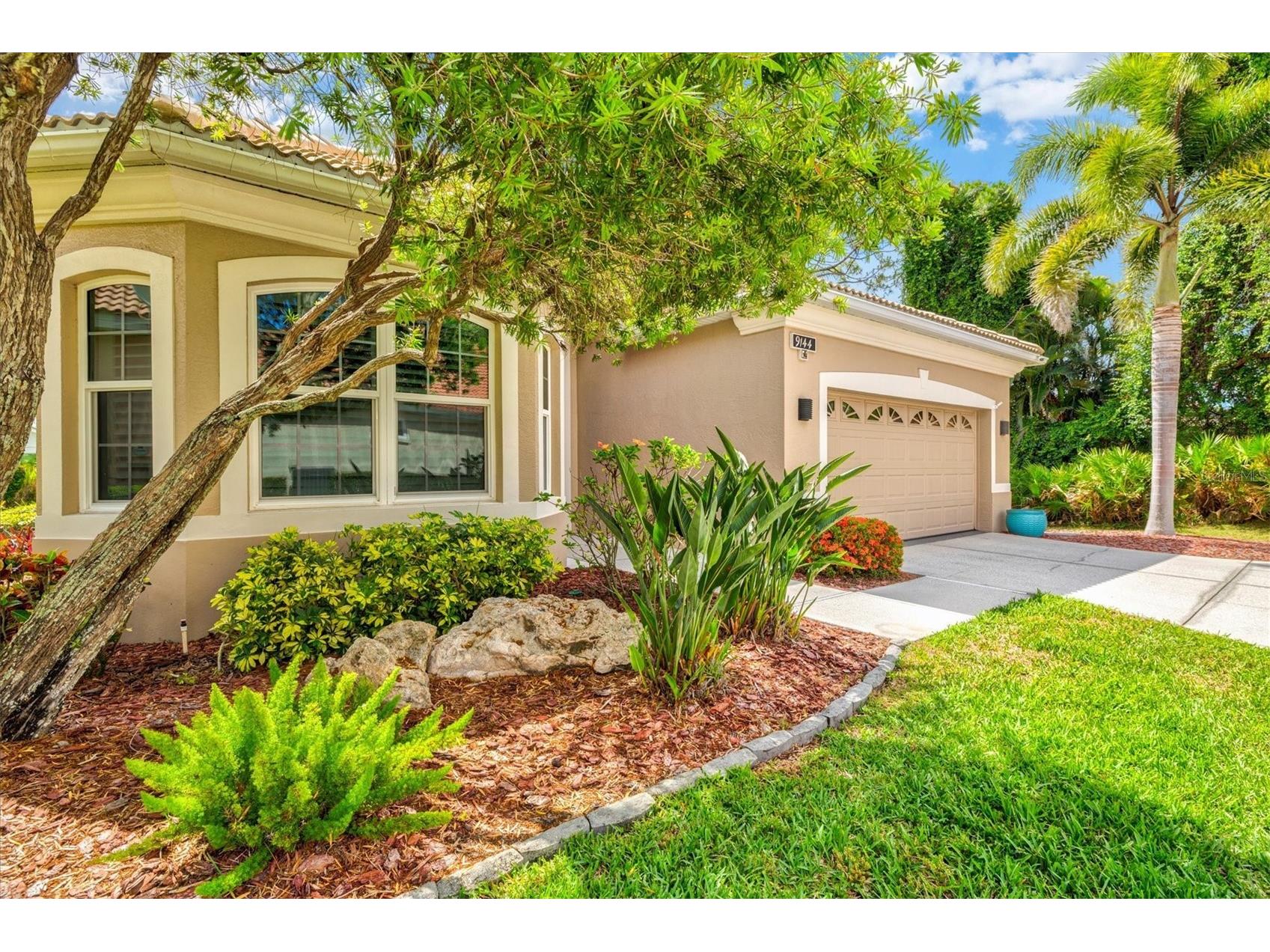 9144 Willow Brook Drive Sarasota FL 34238 A4695699 image3
