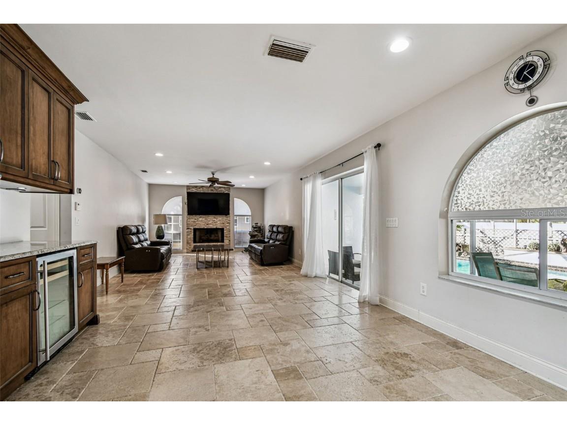 9149 Maple Court Seminole FL 33777 TB8451934 image23