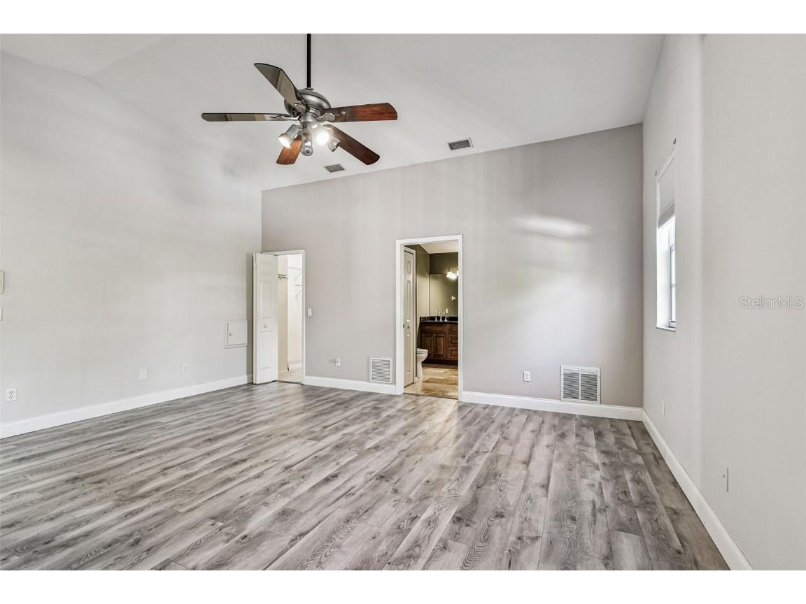 9149 Maple Court Seminole FL 33777 TB8451934 image32