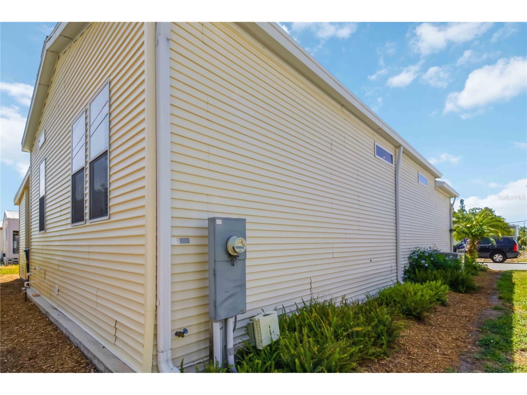 915 50th Avenue W Bradenton FL 34207 A4691945 image47