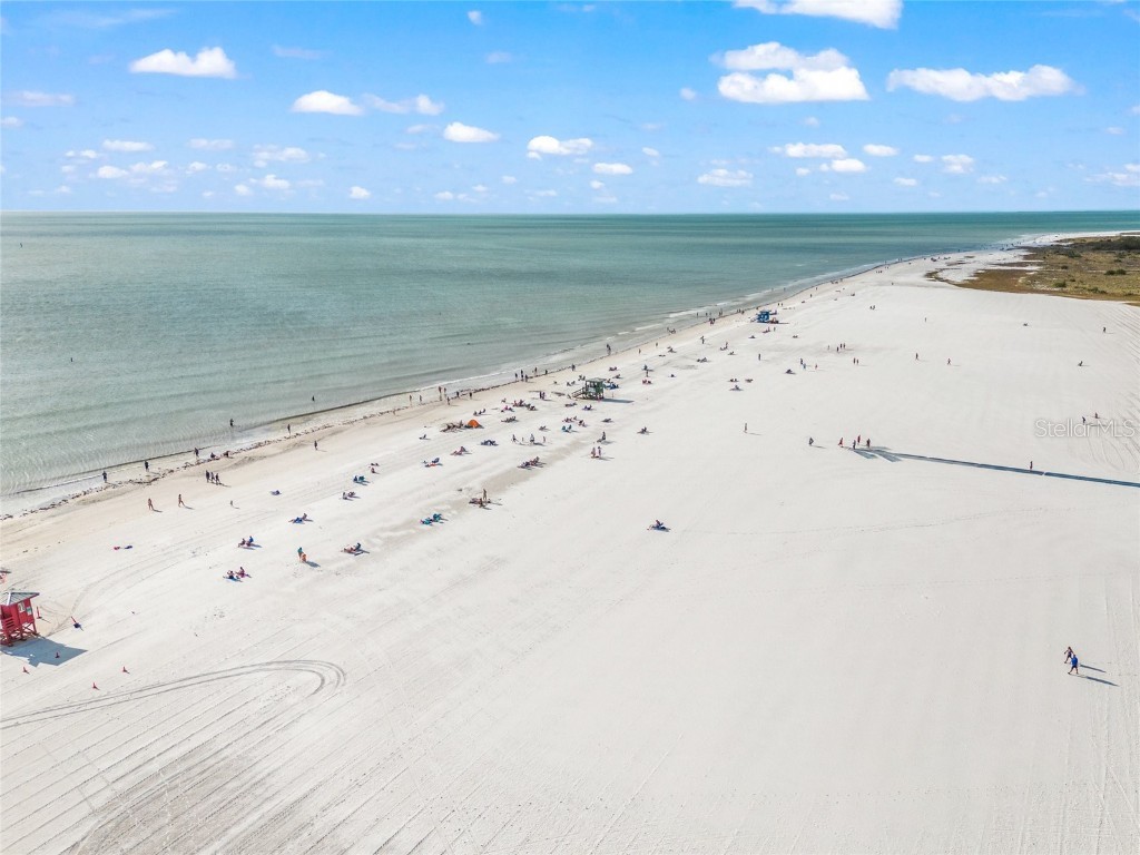 915 Beach Road #215 Siesta Key FL 34242 C7511850 image52
