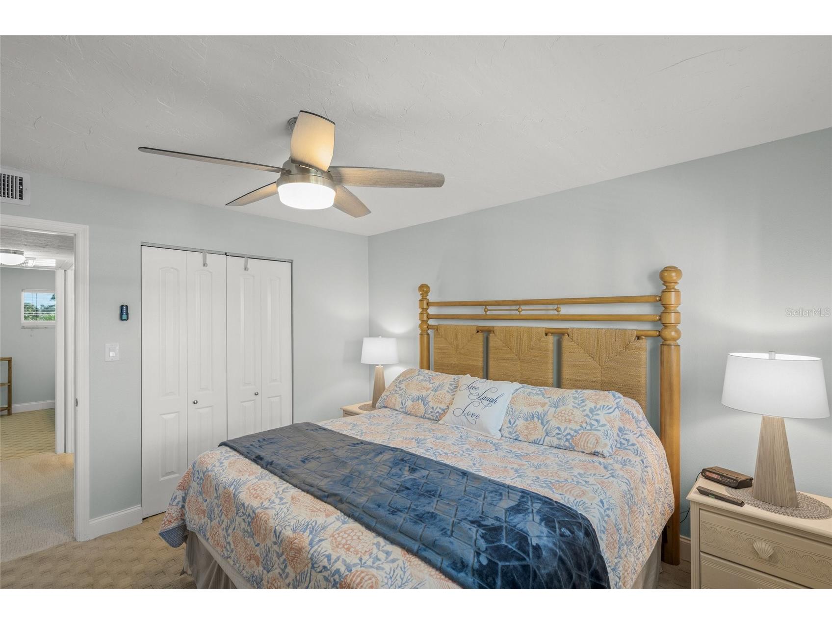 915 Beach Road #215 Siesta Key FL 34242 C7524394 image21