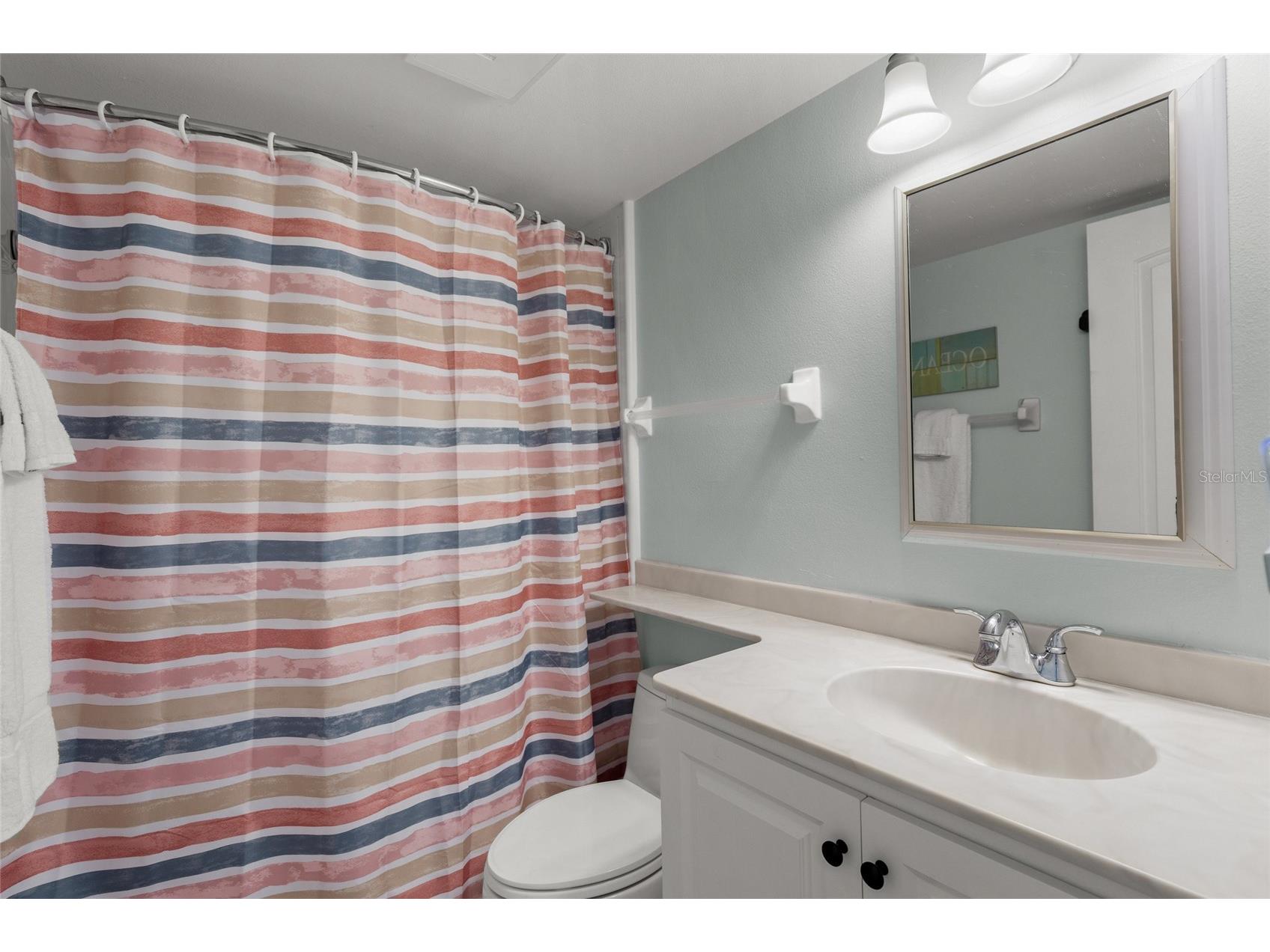 915 Beach Road #215 Siesta Key FL 34242 C7524394 image24