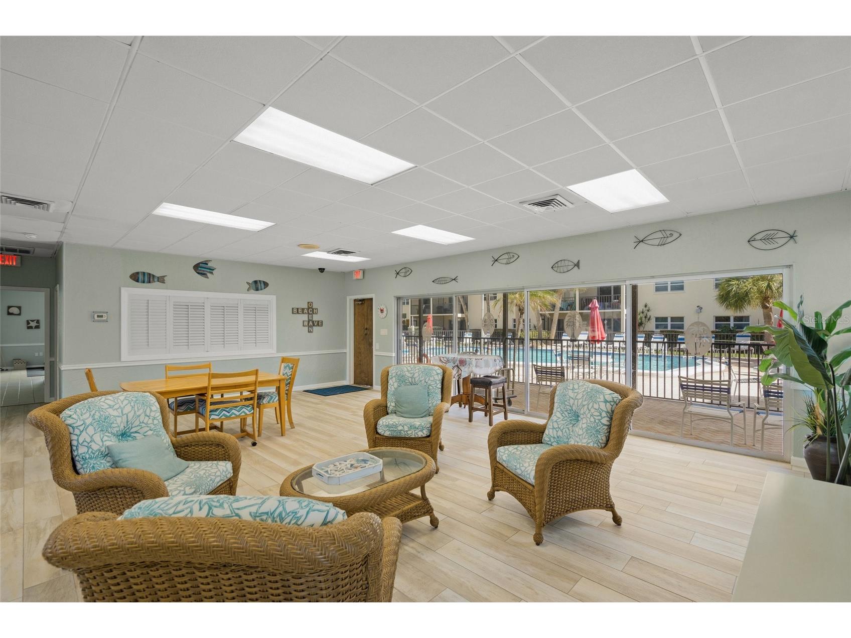915 Beach Road #215 Siesta Key FL 34242 C7524394 image36