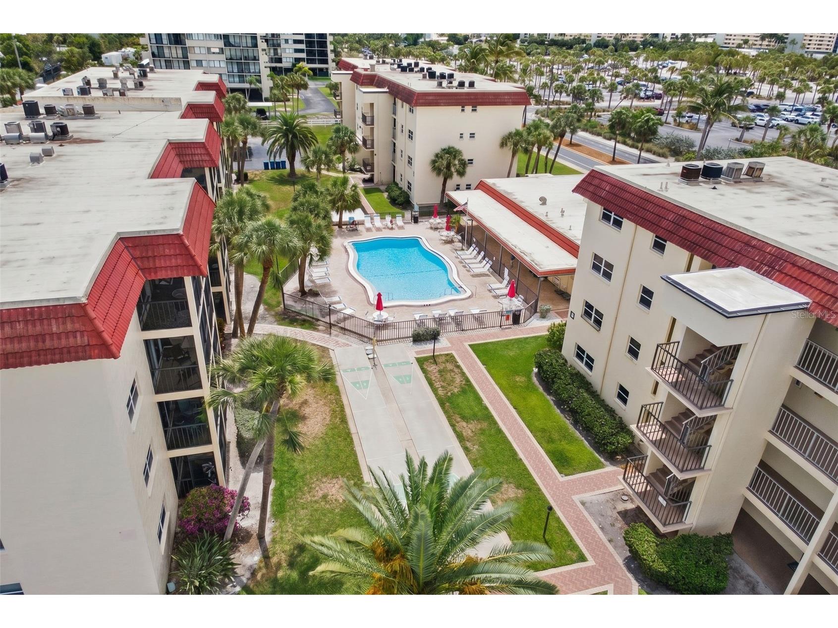 915 Beach Road #318 Sarasota FL 34242 A4682116 image3