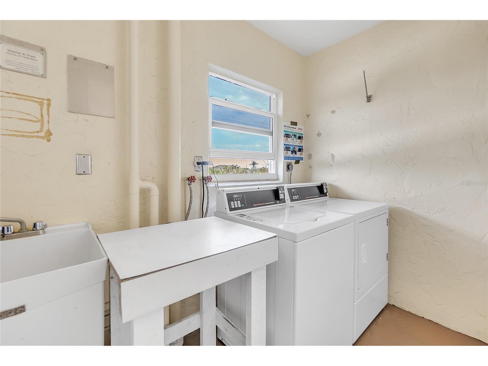 915 Beach Road #318 Sarasota FL 34242 A4682116 image34