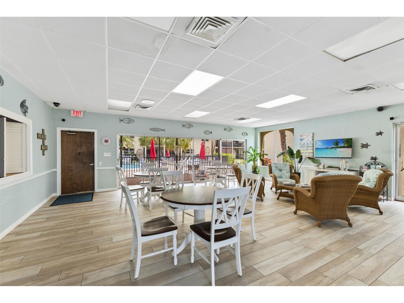 915 Beach Road #318 Sarasota FL 34242 A4682116 image41