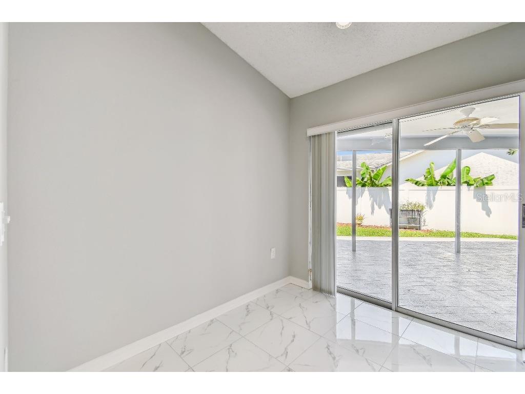 915 Brittany Park Boulevard Tarpon Springs FL 34689 TB8354448 image19