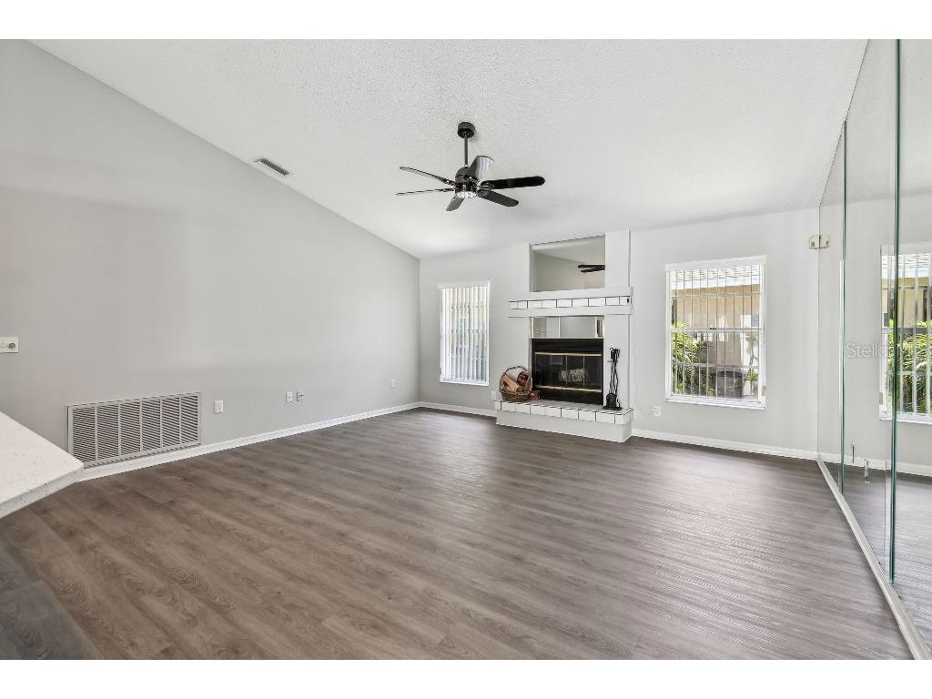 915 Brittany Park Boulevard Tarpon Springs FL 34689 TB8354448 image22