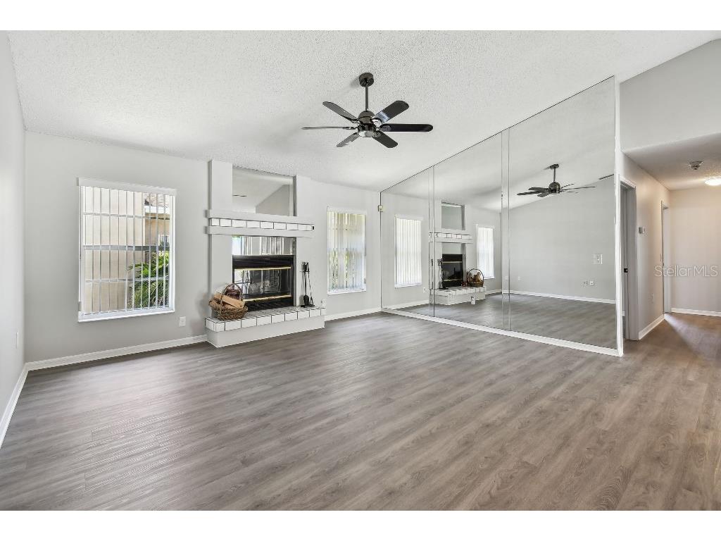 915 Brittany Park Boulevard Tarpon Springs FL 34689 TB8354448 image24