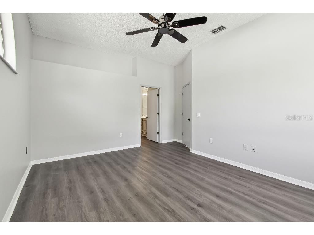 915 Brittany Park Boulevard Tarpon Springs FL 34689 TB8354448 image27