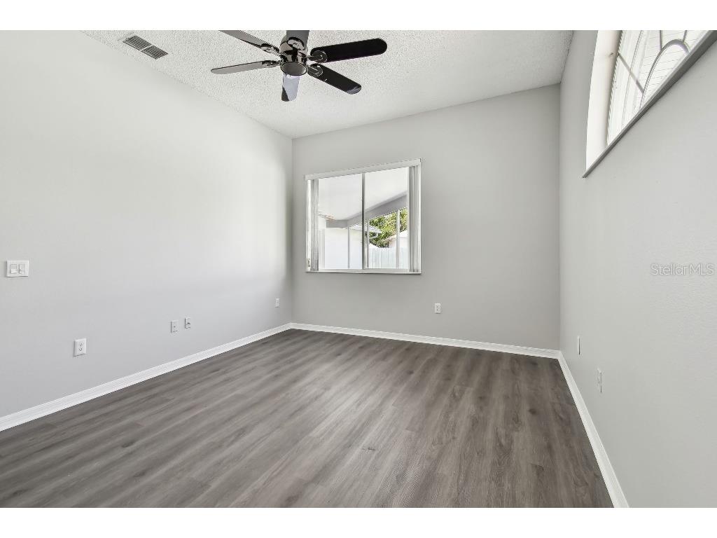 915 Brittany Park Boulevard Tarpon Springs FL 34689 TB8354448 image28