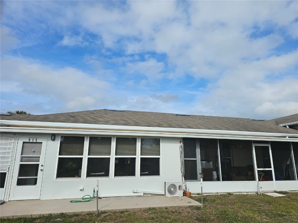 915 Club Circle Lakeshore FL 33854 - LAKE WEOHYAKAPA S5118586 image23