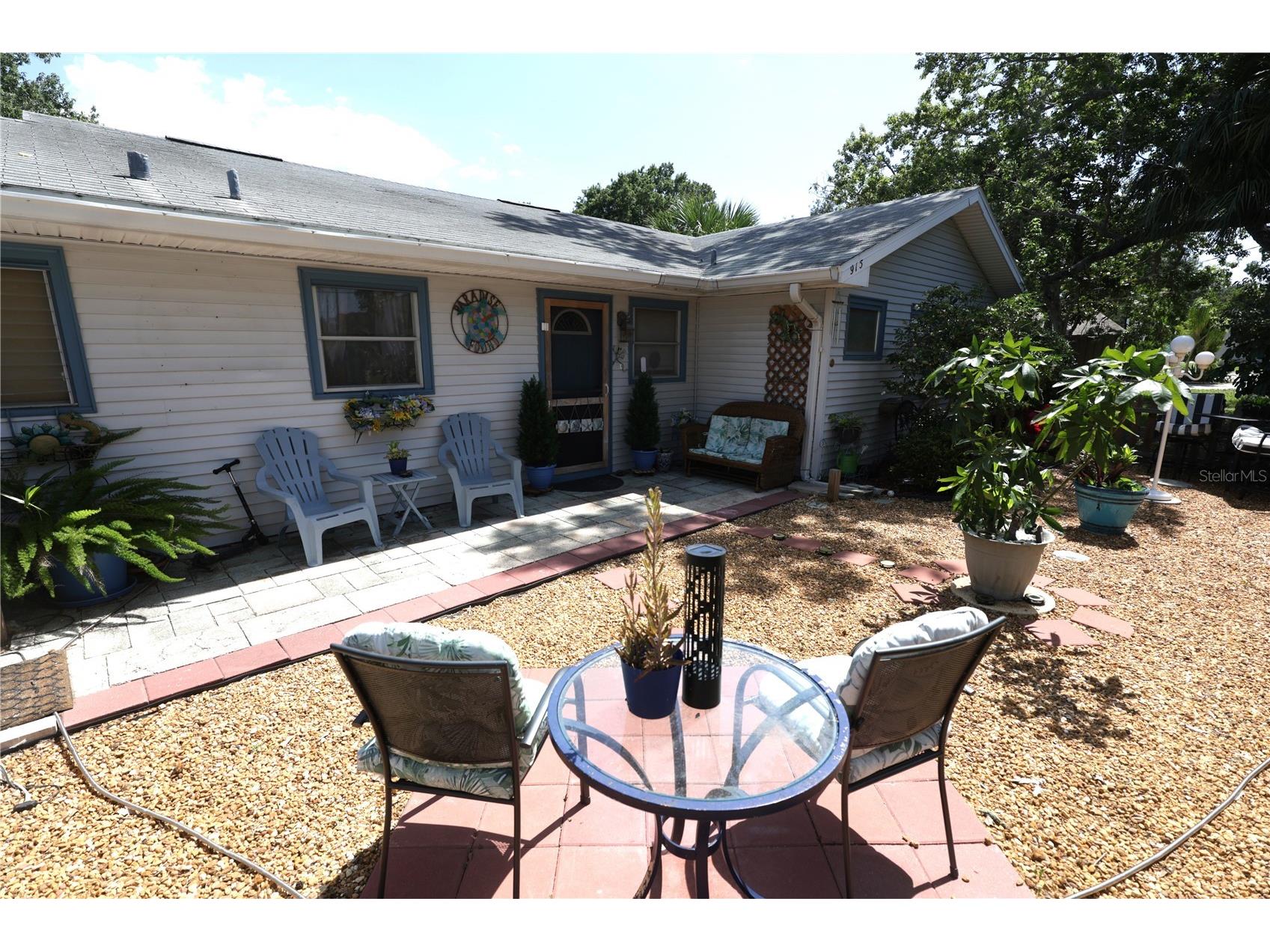 915 Dempsey Street Clearwater FL 33756 - LAKE BELLEVIEW TB8517562 image2