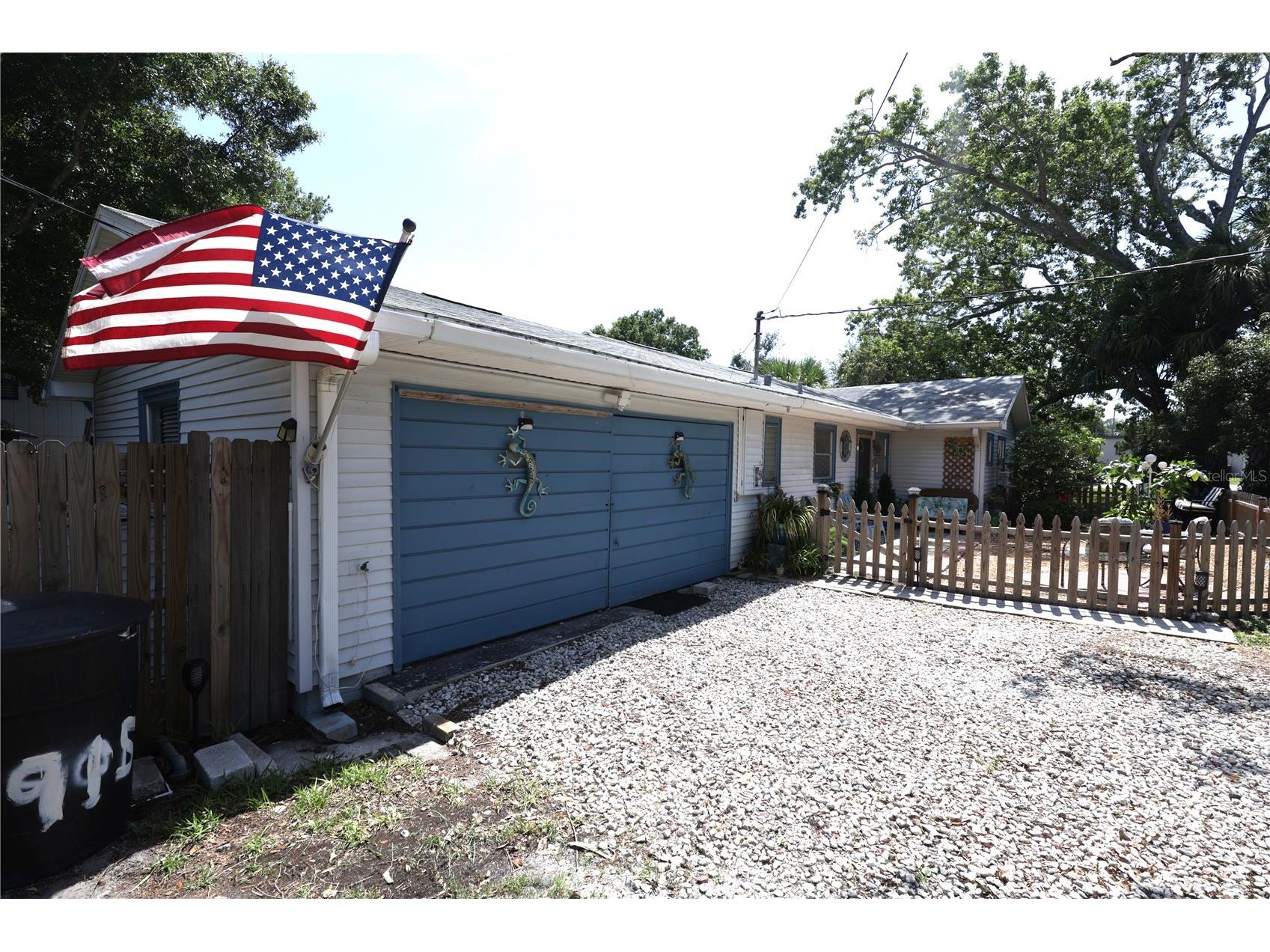 915 Dempsey Street Clearwater FL 33756 - LAKE BELLEVIEW TB8517562 image6