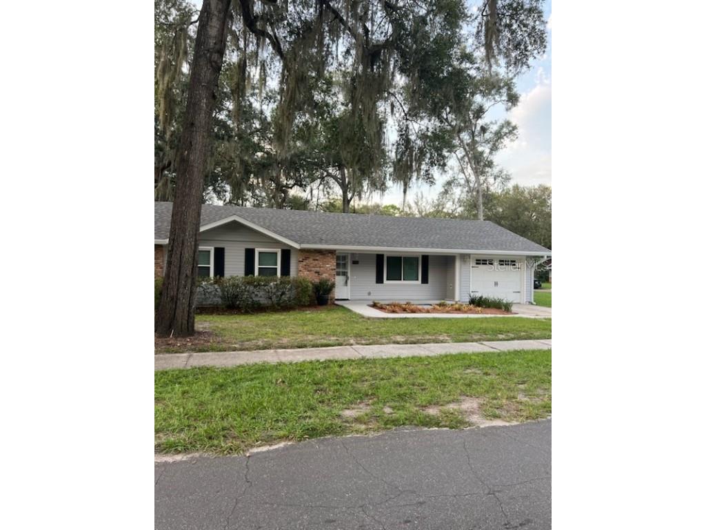 915 E 11th Avenue Mount Dora FL 32757 G5074535 image1