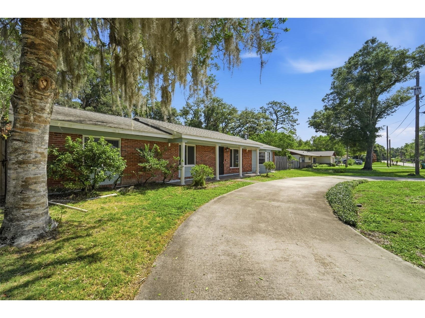915 E Michigan Avenue Deland FL 32724 V4949382 image2