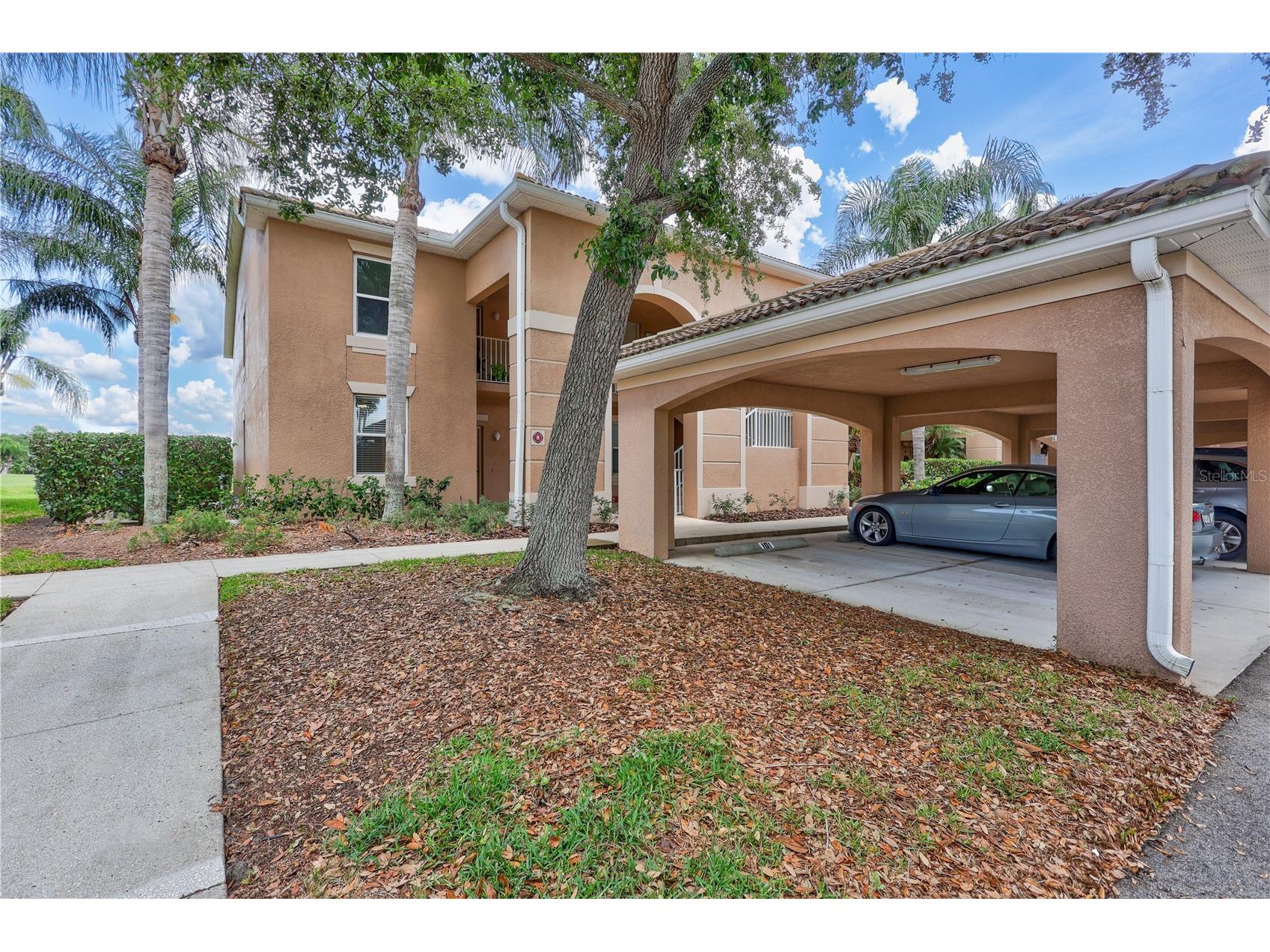 915 Fairwaycove Lane #101 Bradenton FL 34212 A4693958 image1