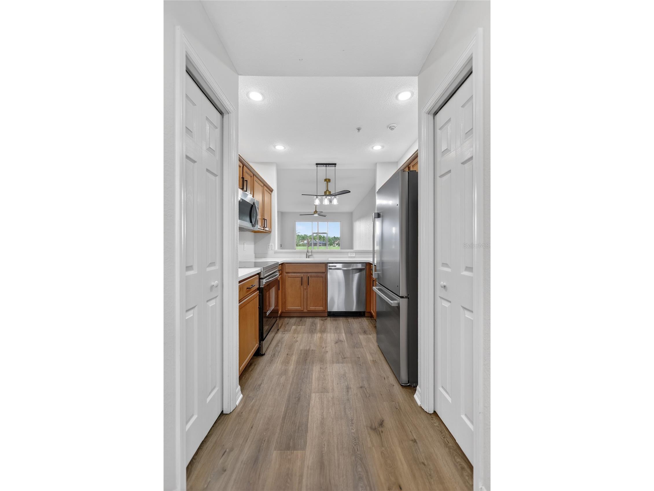 915 Fairwaycove Lane #101 Bradenton FL 34212 A4693958 image16