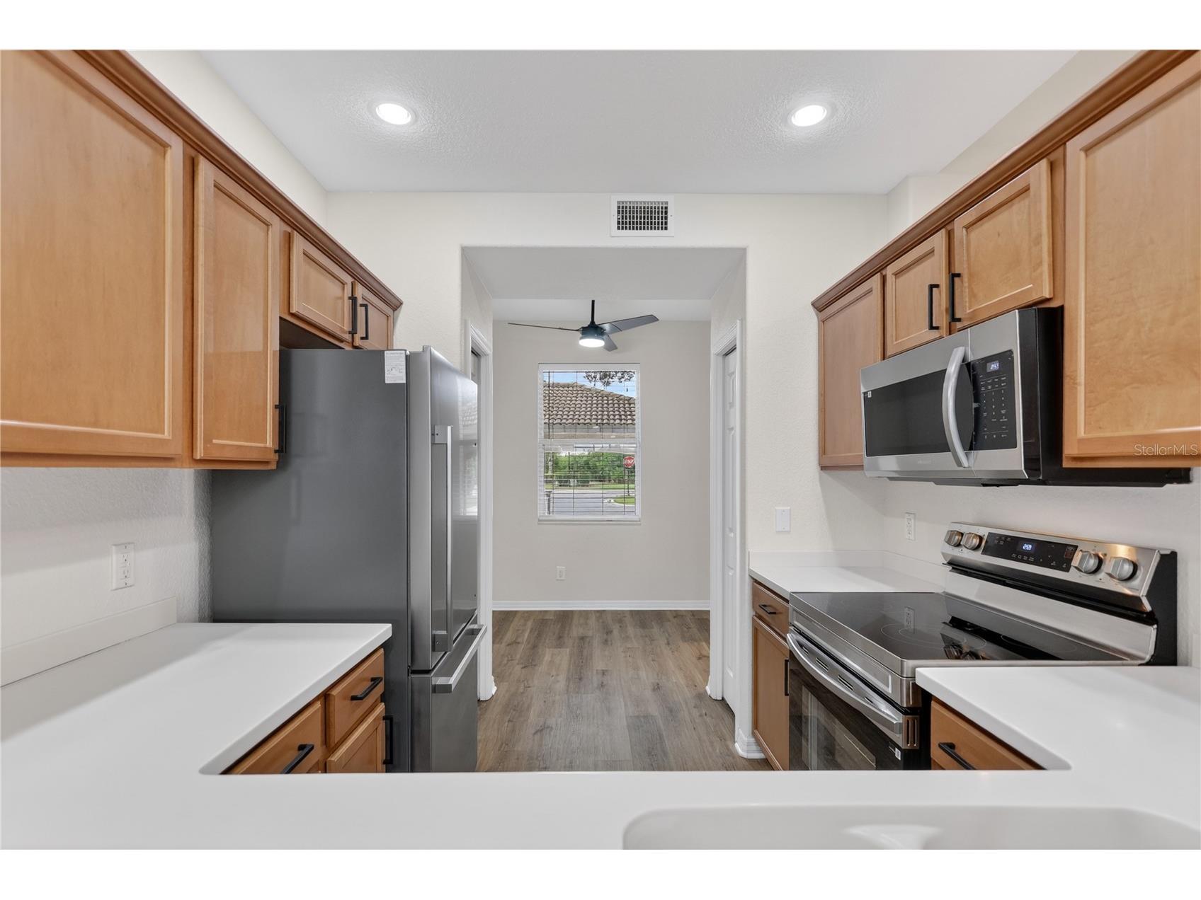 915 Fairwaycove Lane #101 Bradenton FL 34212 A4693958 image19