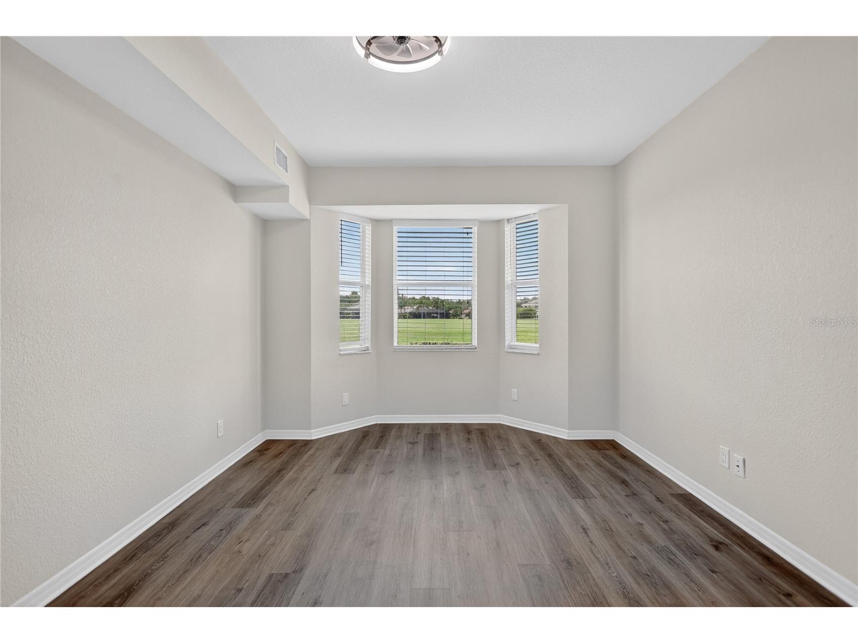 915 Fairwaycove Lane #101 Bradenton FL 34212 A4693958 image24